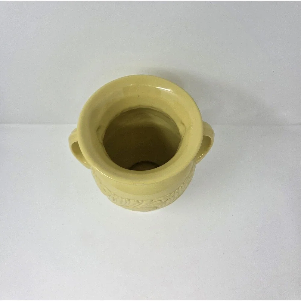 Abingdon Pottery #486 Yellow Acanthus Leaf Double Handle‎ Urn Vase 10